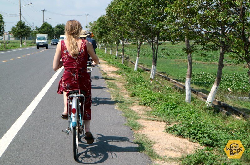 自転車でホイアン市内〜郊外を移動！